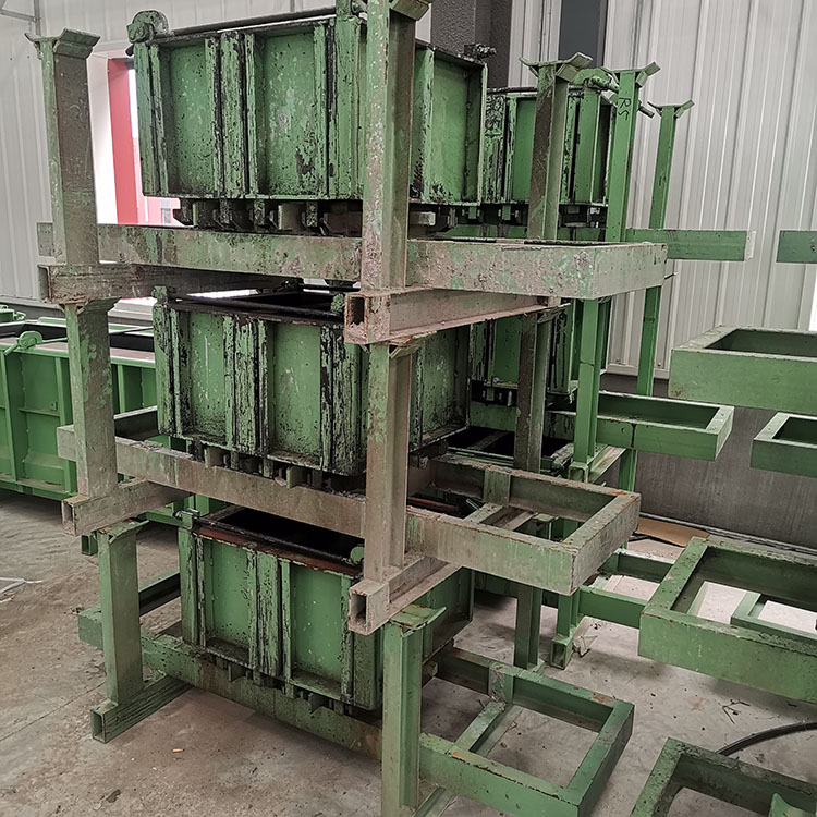 Ring Road along the stone