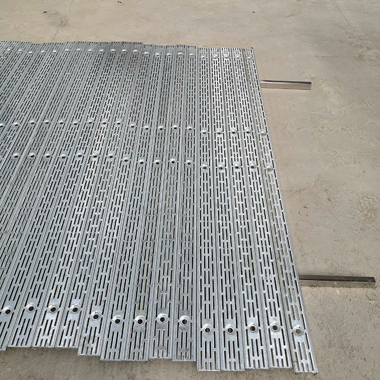 Hot -dip galvanized rainwater